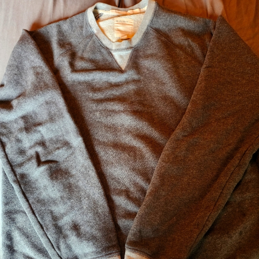 Men's sweater